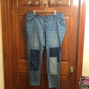 Old Navy Boyfriend Skinny jeans 18 Regular